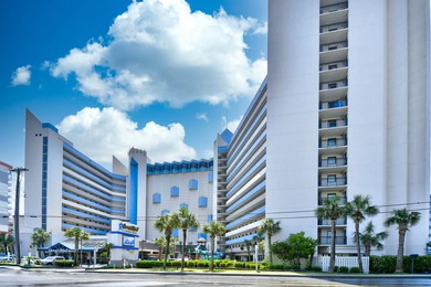 Wake Up to Ocean Views-Your Coastal Escape Awaits at Ocean Reef