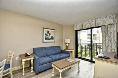 Wake Up to Ocean Views-Your Coastal Escape Awaits at Ocean Reef