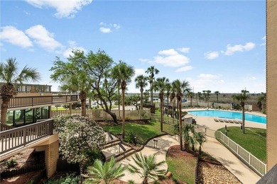 Welcome to The Sandpiper, where beachfront luxury meets - photo 26