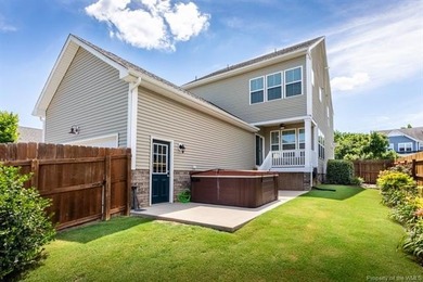 Welcome to White Hall! This beautifully maintained 5-bedroom - photo 6