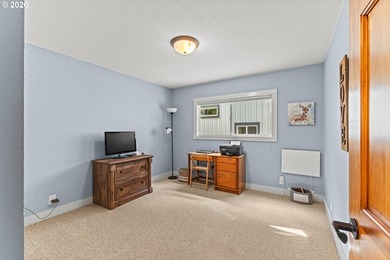 Welcome to 83340 Spruce Lane, a warm and inviting 1,252 SF - photo 27