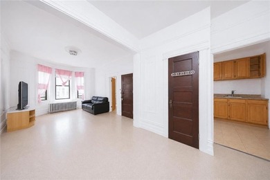 Rare-find 2-family brick with a separate front entrance to the - photo 4
