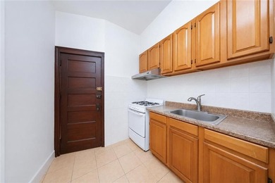 Rare-find 2-family brick with a separate front entrance to the - photo 6