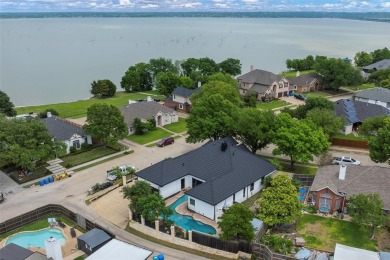 Lake Ray Hubbard Home For Sale in Rowlett Texas