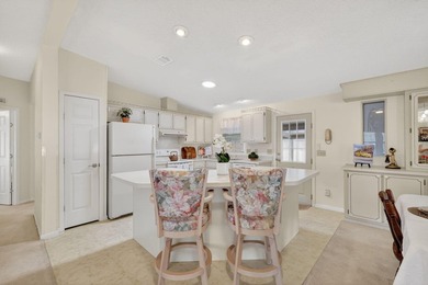 Welcome to your private retreat in the heart of The Villages - photo 6