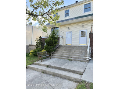 Large 2 Family Semi offers you all the comforts you will need - photo 1