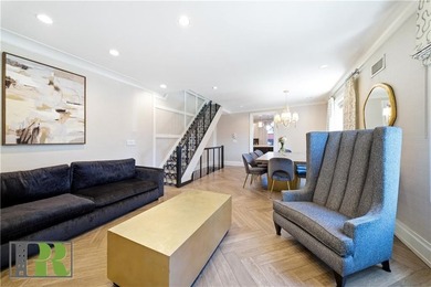 Welcome to this exceptional Marine Park beauty, offering 3 - photo 6