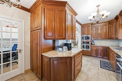 Welcome to this beautiful detached one-family home in the highly - photo 10