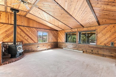 This corner-lot gem captures the perfect mountain-home look and - photo 11