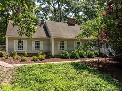 Welcome home to 116 Northpoint Drive in the highly desirable - photo 1