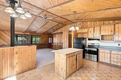 This corner-lot gem captures the perfect mountain-home look and - photo 15