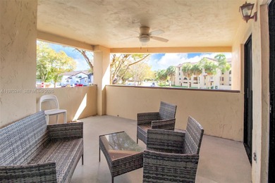 Beautifully updated unit featuring modern finishes throughout