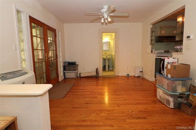 Welcome to 2027 Oakland Ave...a perfect Wantagh Cape just - photo 19