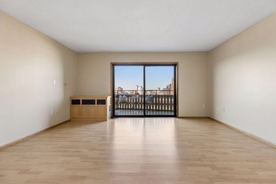 Welcome to Summit House unit 1212 - You will not find a more - photo 10