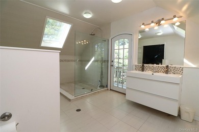 Welcome to 2027 Oakland Ave...a perfect Wantagh Cape just - photo 25