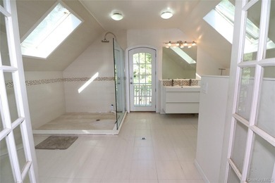 Welcome to 2027 Oakland Ave...a perfect Wantagh Cape just - photo 28