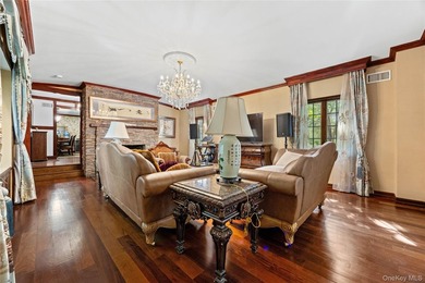 Welcome to 2 Rutland Road, a distinguished English Tudor - photo 10
