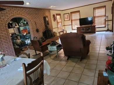 Welcome to Woodlawn Estates, one of Eufaula's premier - photo 5