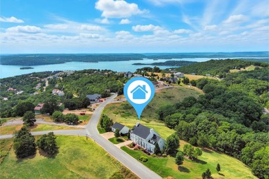 Emerald escape! This landmark home in the gated community of - photo 2