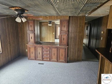 Manufactured home on 5 acres with 2 car attached garage. 3 Br, 2 - photo 4