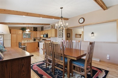 Beautifully updated Northwoods retreat on the Chippewa River - photo 12