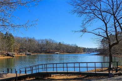 **OWNER WILLING TO CARRY NOTE** This large lot offers lots of - photo 12