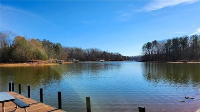 **OWNER WILLING TO CARRY NOTE** This large lot offers lots of - photo 13