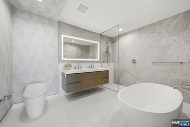 Experience luxury living at One Park in Cliffside Park, a 5-star - photo 14