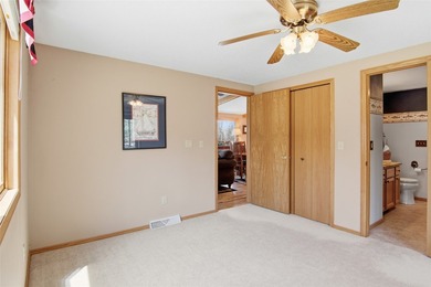 Beautifully updated Northwoods retreat on the Chippewa River - photo 16