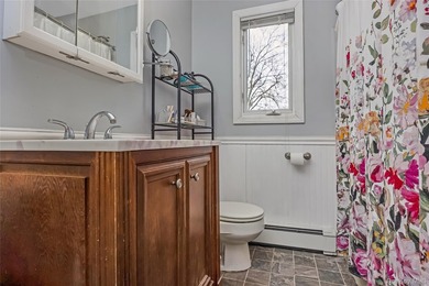 Amityville South. Raised after Sandy! All Renovated 3Bedroom, 2 - photo 18