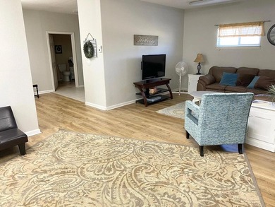 Fantastic Investment Opportunity! This duplex is ideally - photo 26