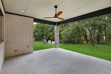 NEW IRRIGATION SYSTEM INSTALLED!Modern design and timeless - photo 28