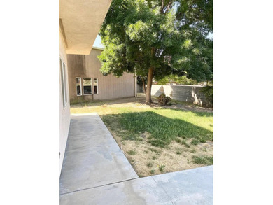 Fantastic Investment Opportunity! This duplex is ideally - photo 32