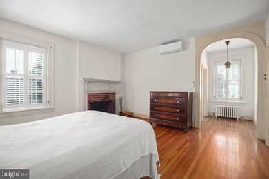 Gracious, historic home, on a corner lot in quiet neighborhood - photo 36