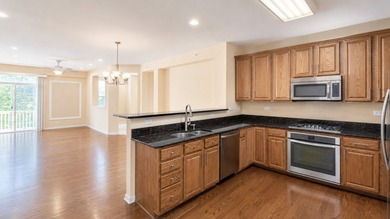 Rarely available north-facing Zinfandel model, the largest floor - photo 4