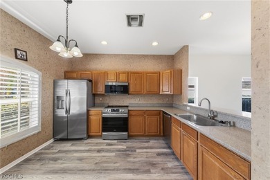 Welcome to Heatherwood Lakes, your new addresses is a family and - photo 9