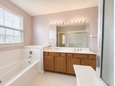 Rarely available north-facing Zinfandel model, the largest floor - photo 9