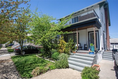 Charming Beachside Two-Family Home in the Heart of Long Beach!! - photo 2