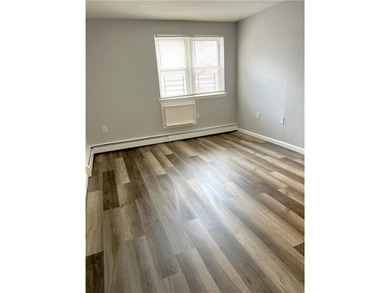 Amazing Ave X and East 13 Str location, residential corner yet - photo 7