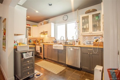 Charming Beachside Two-Family Home in the Heart of Long Beach!! - photo 10