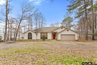 Lake Palestine Home For Sale in Flint Texas