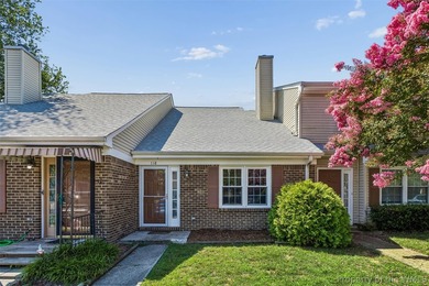 Amazing location in Yorktown South convenient to Fort Eustis - photo 1