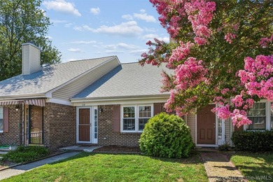 Amazing location in Yorktown South convenient to Fort Eustis - photo 2