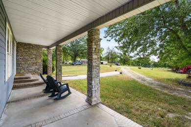 Welcome to Roberts Ridge! The home has a large open floor plan - photo 5