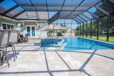 Beautiful custom-built 5BR/4BA home on a private 0.60-acre lot - photo 7