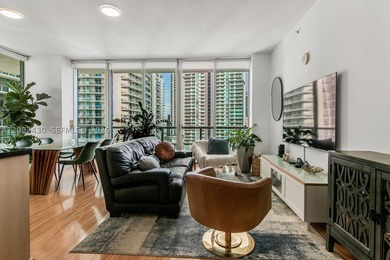 Beautifully positioned corner unit in the heart of Brickell - photo 8