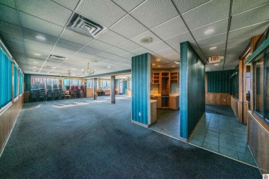 GREAT BUILDING just under 5000 sqft. already set up for a - photo 11