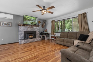 Tucked beneath towering redwoods on a full acre, this 2-bedroom - photo 13