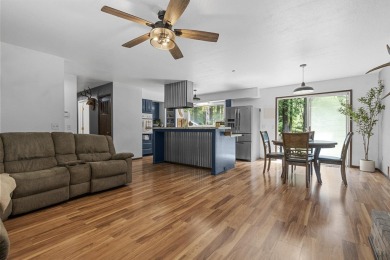 Tucked beneath towering redwoods on a full acre, this 2-bedroom - photo 15
