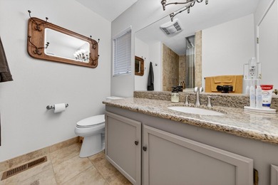 Welcome to your Lake Almanor West Shore retreat! This charming - photo 17